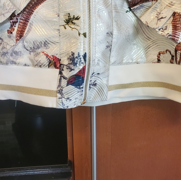 Tanzi Opulent Fauna Ornate Bomber Jacket - Picture 11 of 16